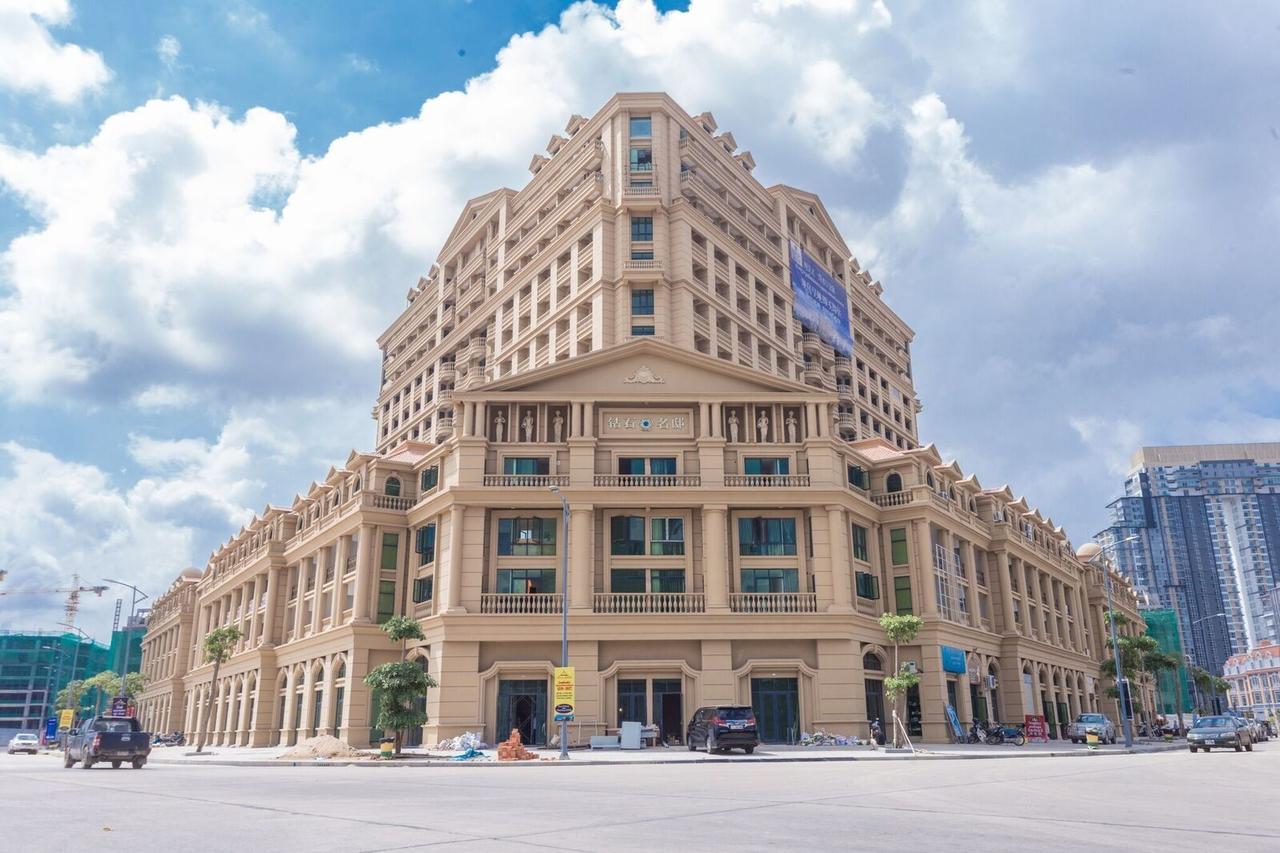 钻石名邸 Diamond One Hotel And Serviced Apartment Phnom Penh Exteriör bild