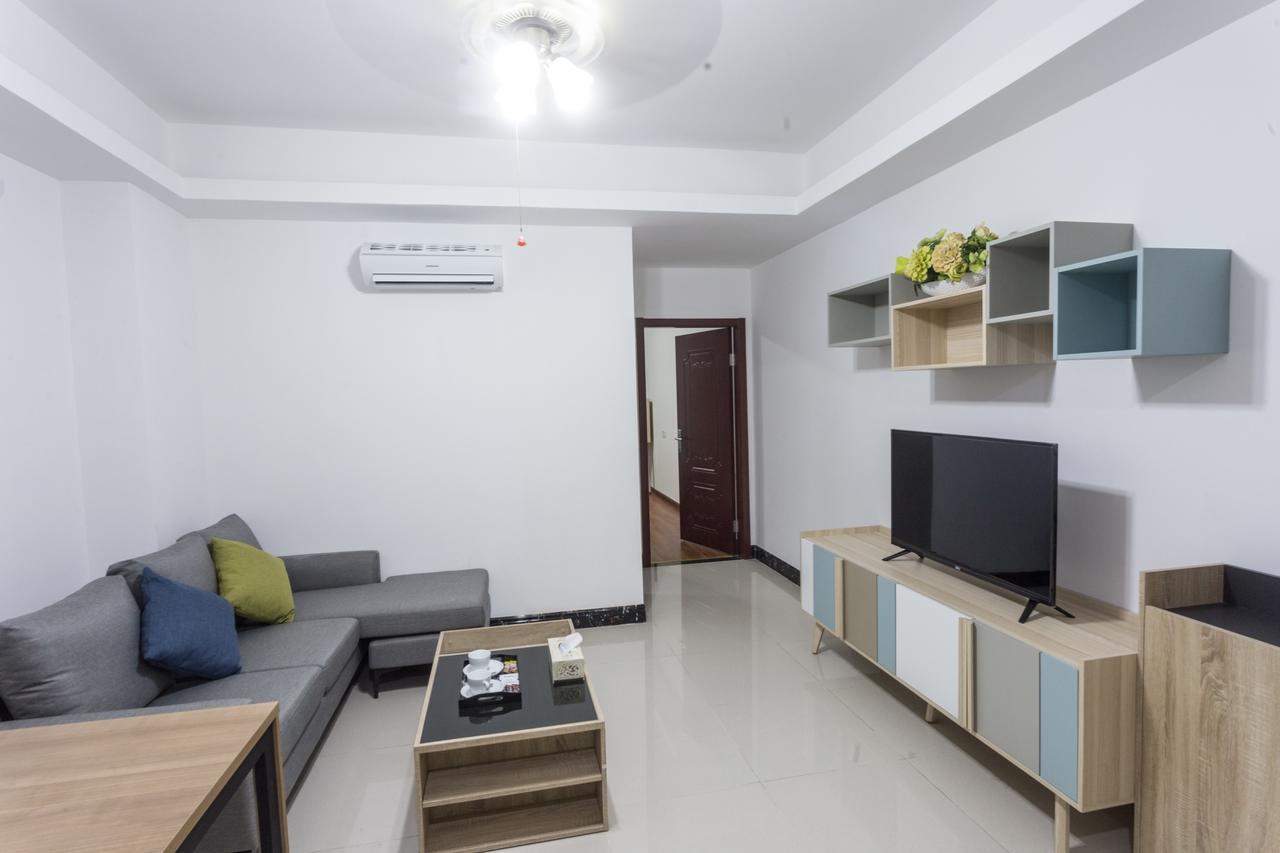 钻石名邸 Diamond One Hotel And Serviced Apartment Phnom Penh Exteriör bild